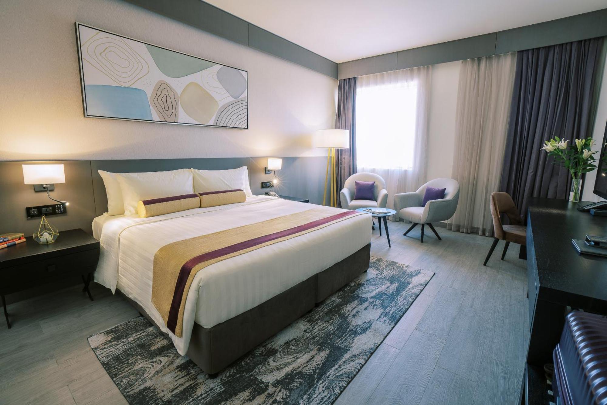 Khalidia Palace Hotel Dubai By Mourouj Gloria Екстериор снимка Deluxe Room