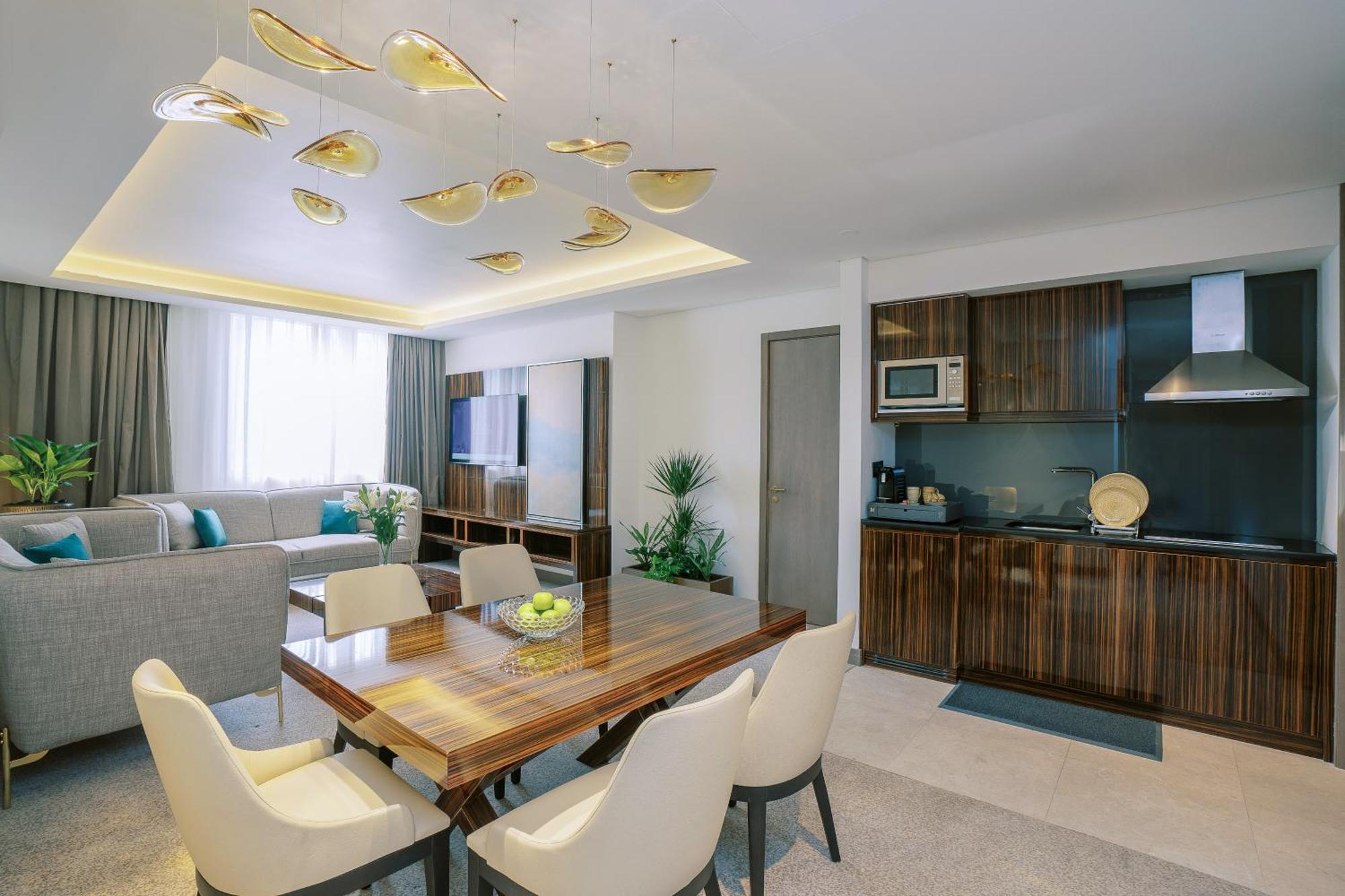 Khalidia Palace Hotel Dubai By Mourouj Gloria Екстериор снимка A modern apartment