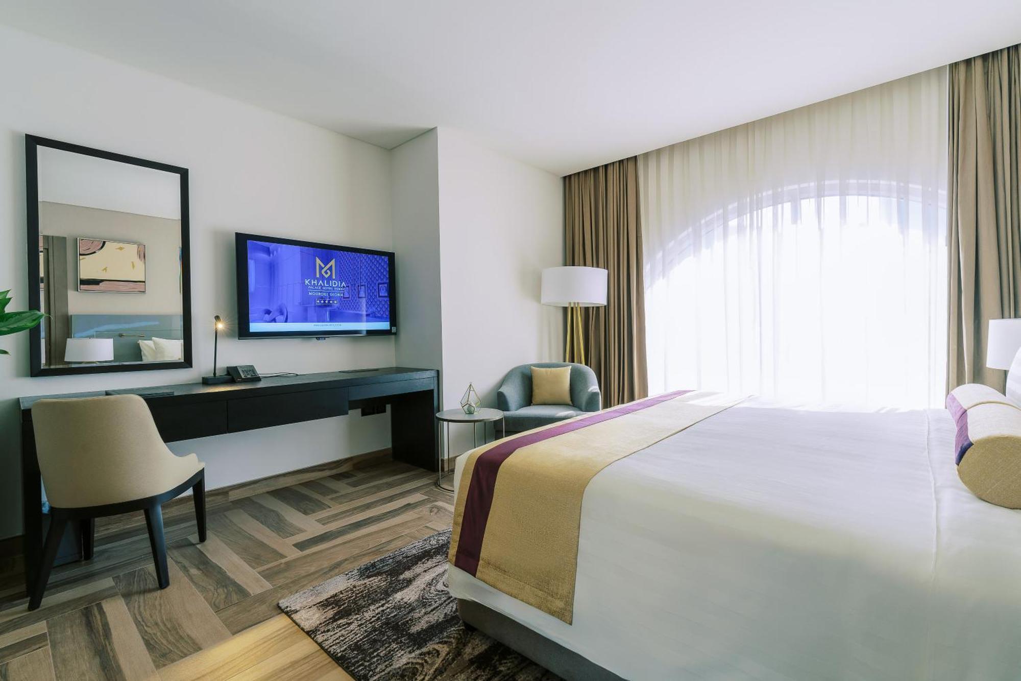 Khalidia Palace Hotel Dubai By Mourouj Gloria Екстериор снимка Deluxe Room