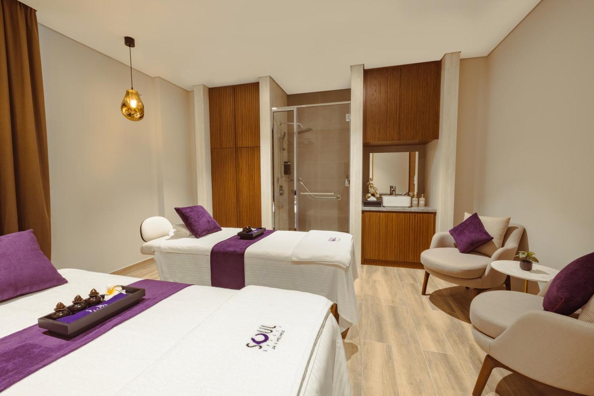 Khalidia Palace Hotel Dubai By Mourouj Gloria Екстериор снимка Spa treatment room